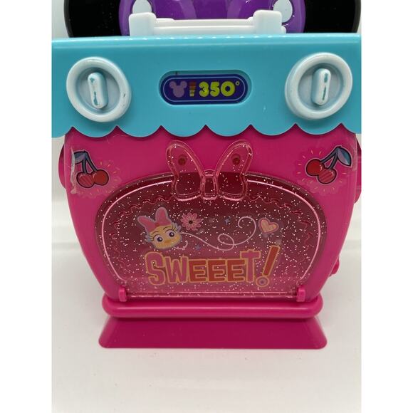 Minnie Mouse Stove Play Kit - Picture 4 of 9
